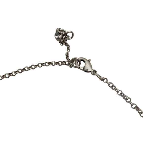 Gold Butterfly Pendant Necklace - Picture 4 of 6